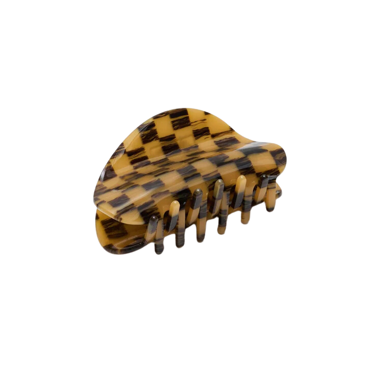 Checker Claw in Mocha
